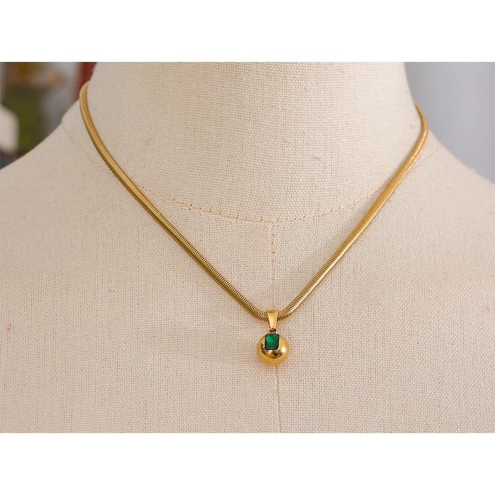 18K Yellow Gold Plated Necklace for Women - Unique Metal Blend 18K Yellow Gold Plated Necklace for Women - Unique Metal Blend